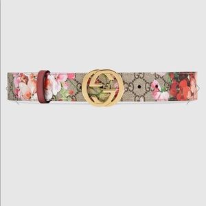 Gucci blooms belt